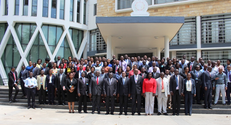 Group photo opportunity of EAC staff after the meeting 