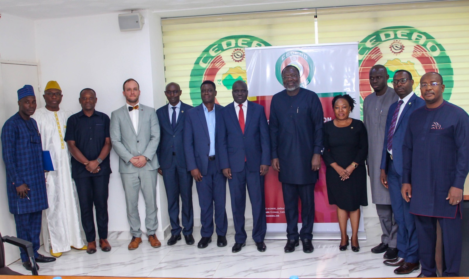 La delegazione della Comunità dell'Africa orientale visita la Commissione ECOWAS in una missione di riferimento