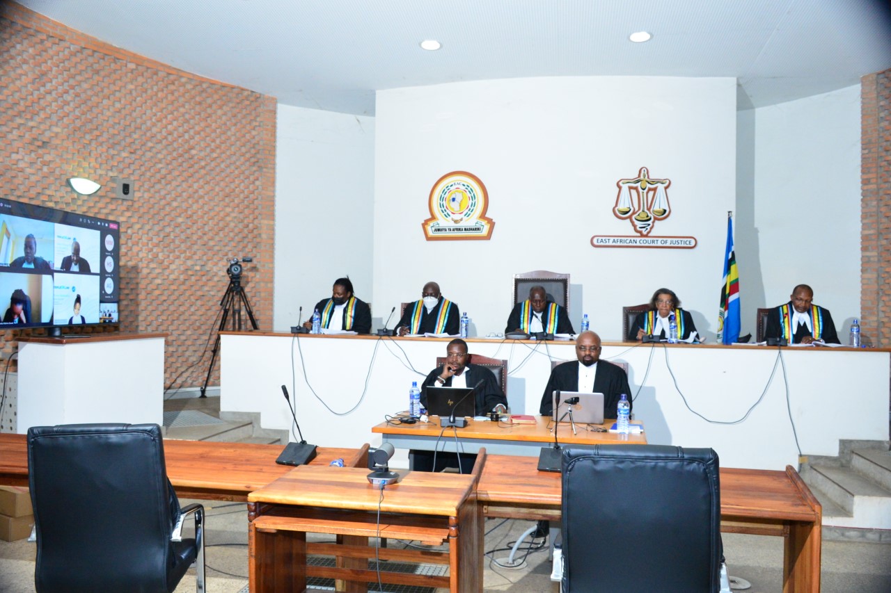 Honourable Judges of the Appellate Division in Court during the delivery of the Judgment while Lawyers appearing virtually 